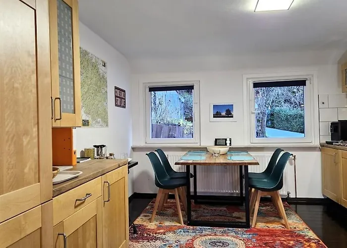 Stadt-ferienwohnung Mit 55 M² Fuer 2 Erw. Personen Und Kind Bis 3 Jahren